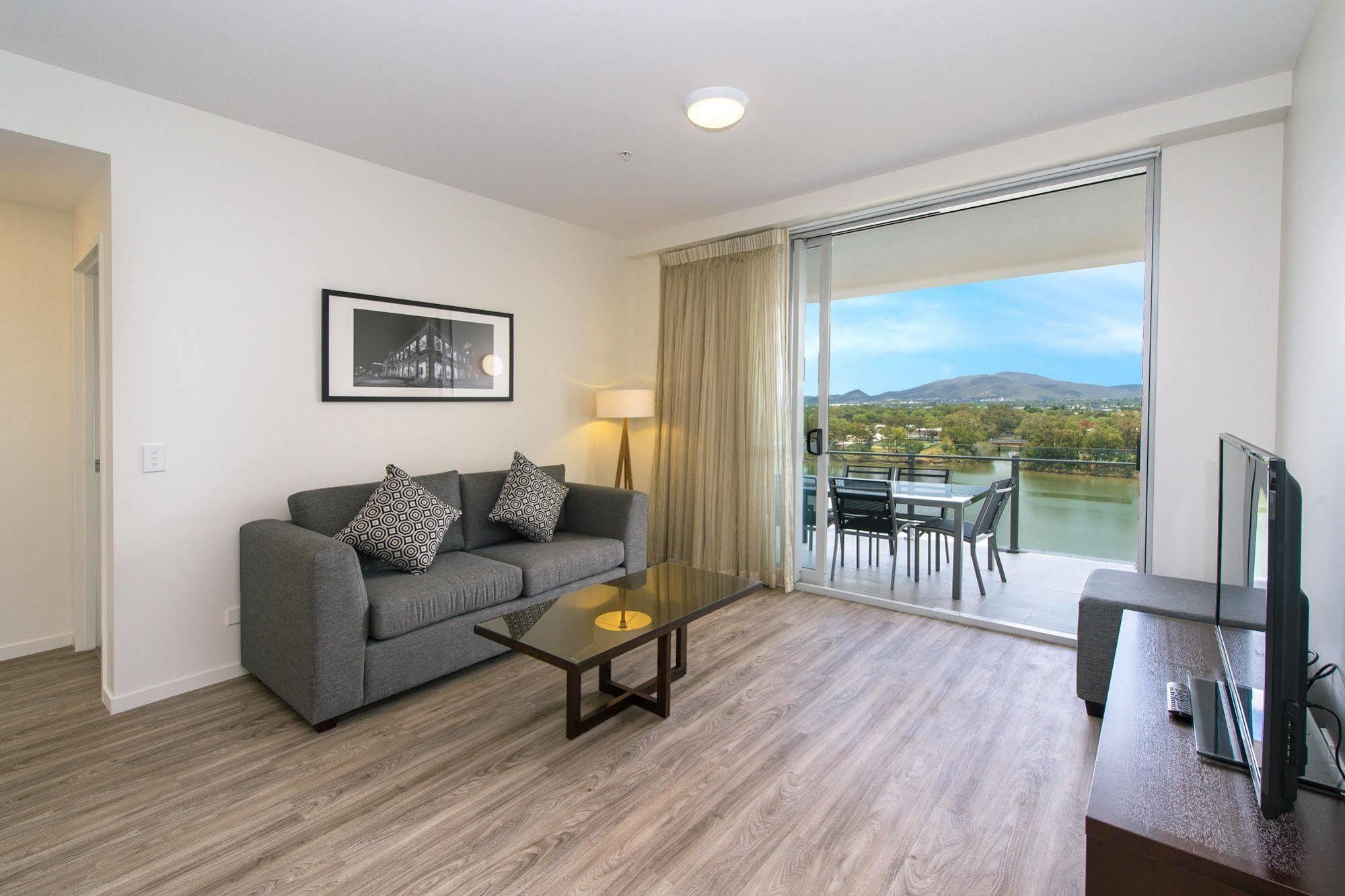 Empire Apartment Hotel Rockhampton Eksteriør billede