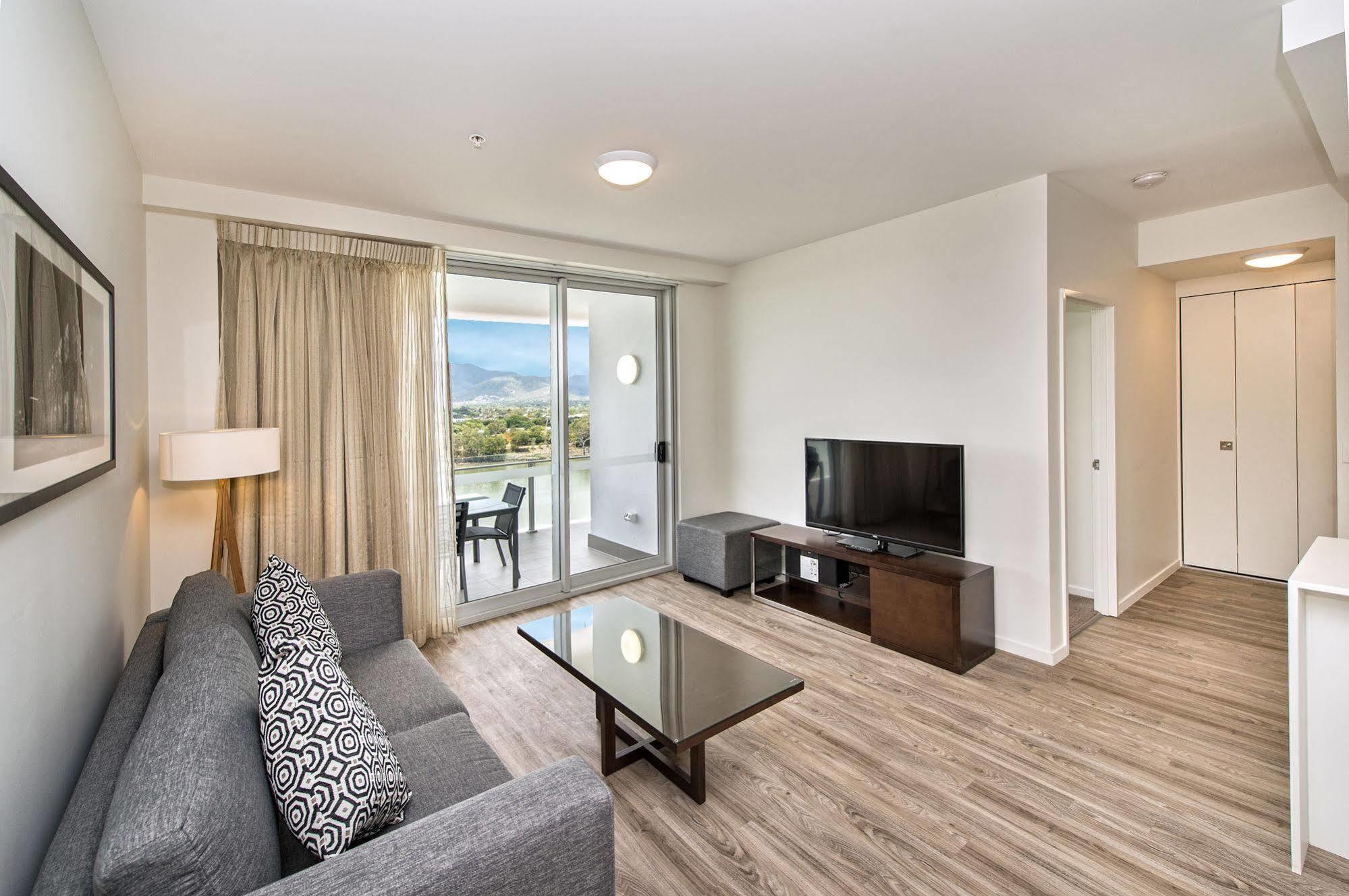 Empire Apartment Hotel Rockhampton Eksteriør billede