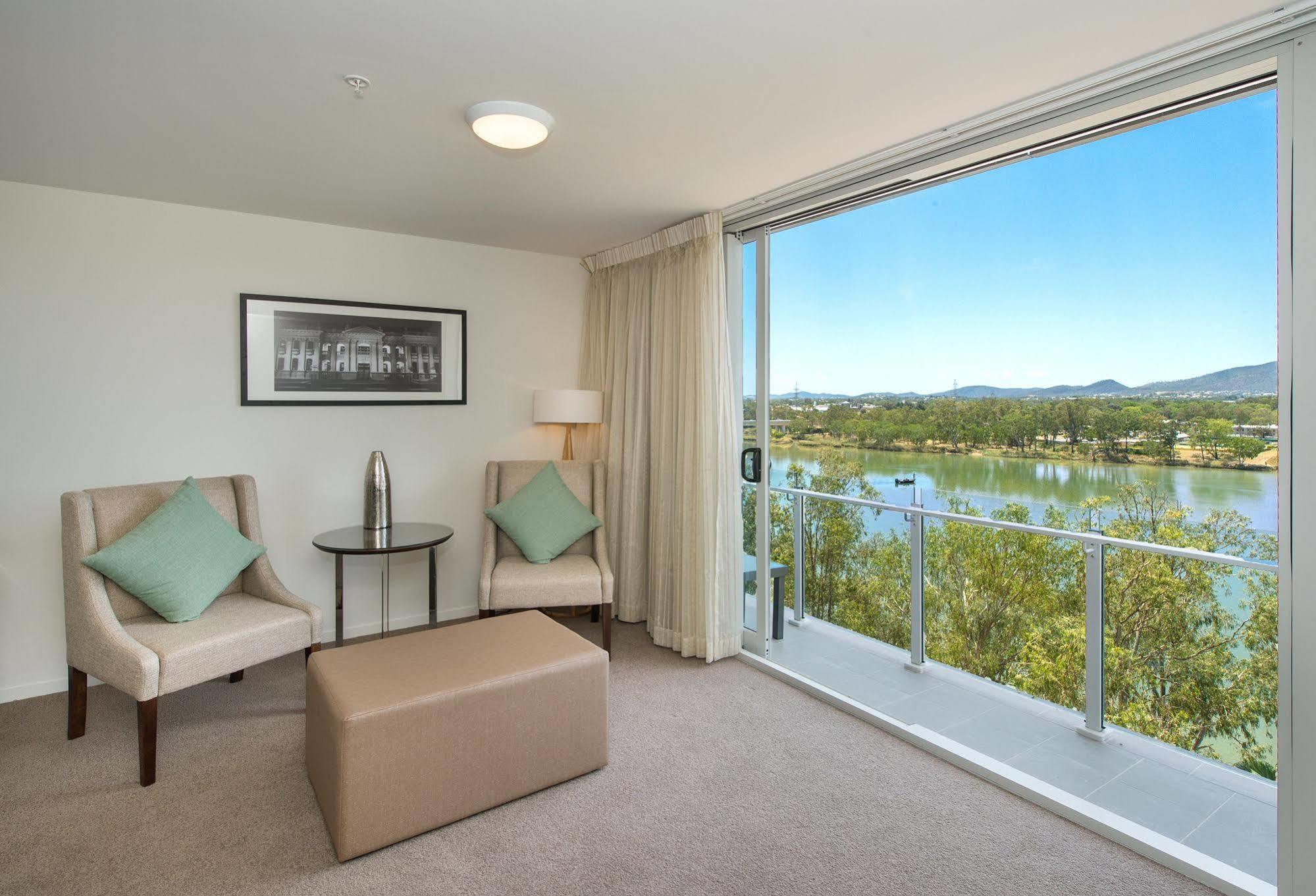 Empire Apartment Hotel Rockhampton Eksteriør billede